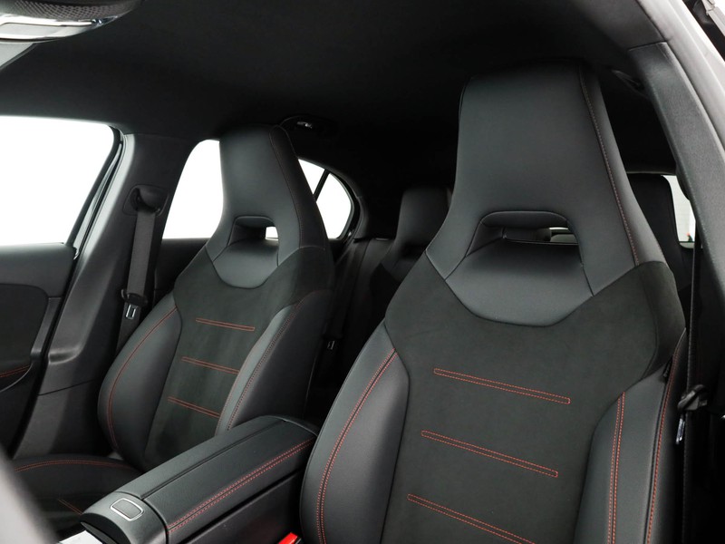 Mercedes Classe A 250 e phev amg line advanced plus auto ibrido nero