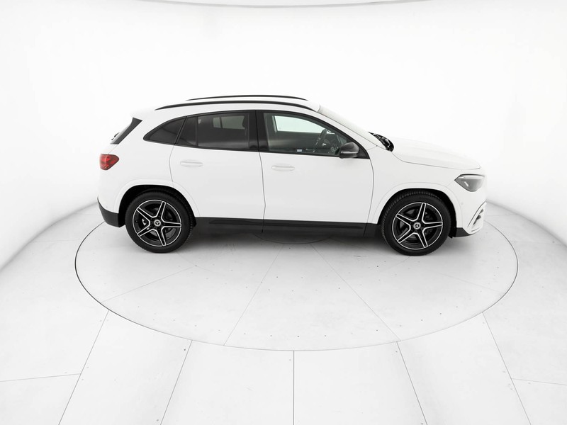 Mercedes GLA 200 d amg line advanced plus auto diesel bianco