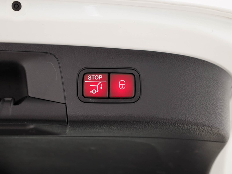 Mercedes GLA 200 d amg line advanced plus auto diesel bianco