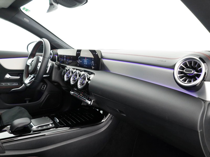 Mercedes CLA Shooting Brake  200 d premium auto diesel nero