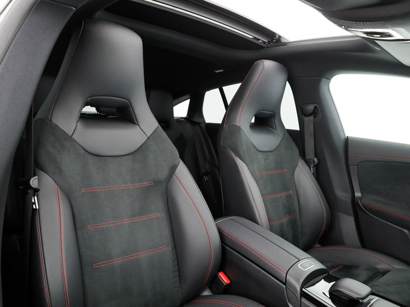 Mercedes CLA Shooting Brake  200 d premium auto diesel nero