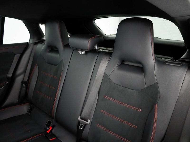 Mercedes CLA Shooting Brake  200 d premium auto diesel nero