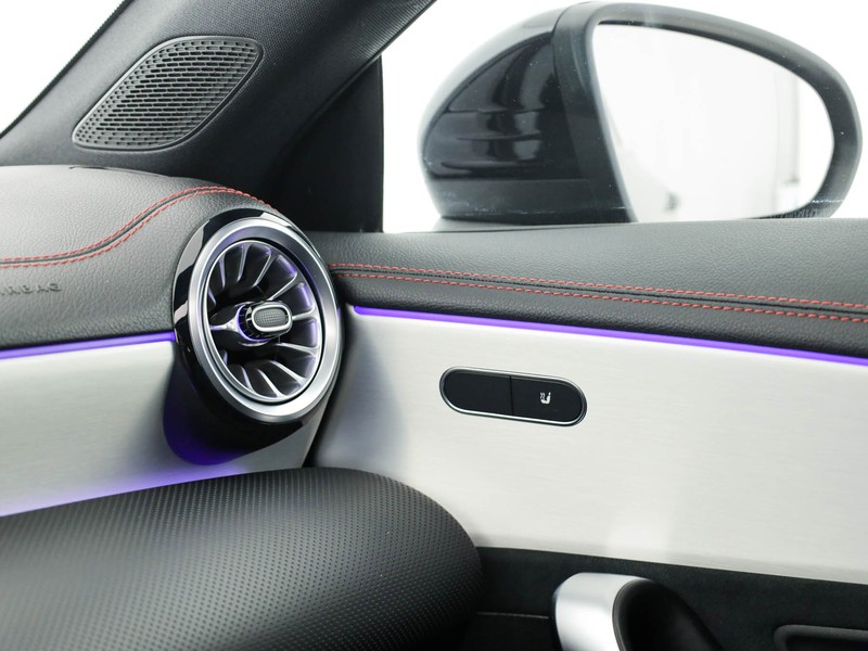 Mercedes CLA Shooting Brake  200 d premium auto diesel nero