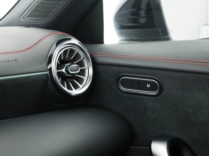 Mercedes CLA Coupè coupe 200 d amg line premium auto diesel grigio