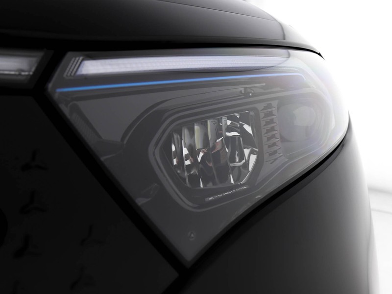 Mercedes EQA 250 +  nero