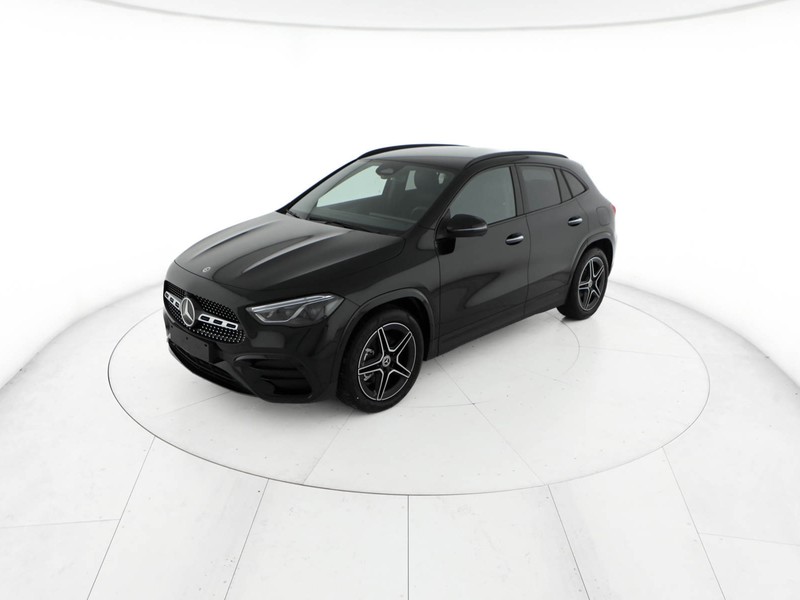 Mercedes GLA 200 d Automatic 4MATIC diesel nero