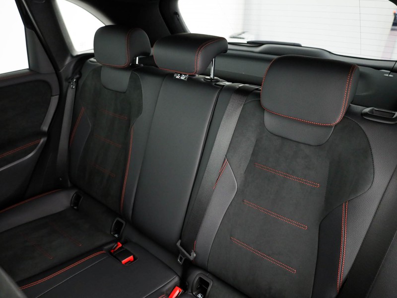 Mercedes Classe B 180 amg line premium auto ibrido nero