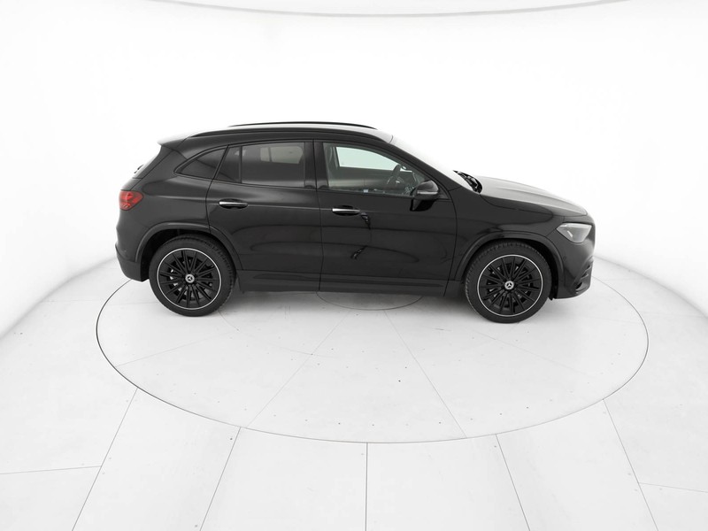 Mercedes GLA 200 d amg line extra auto diesel nero