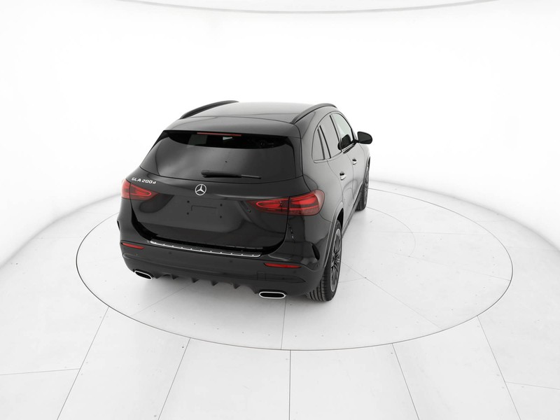 Mercedes GLA 200 d amg line extra auto diesel nero