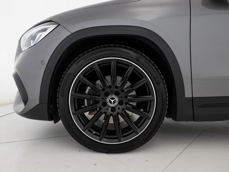 Mercedes GLA 200 d premium auto diesel grigio