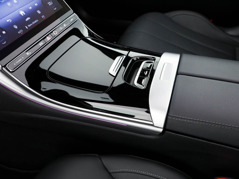 Mercedes CLE cabrio 300 amg line premium plus 4matic auto ibrido rosso