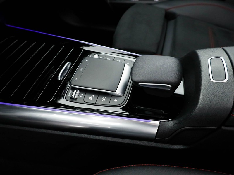 Mercedes GLA 200 d premium auto diesel nero