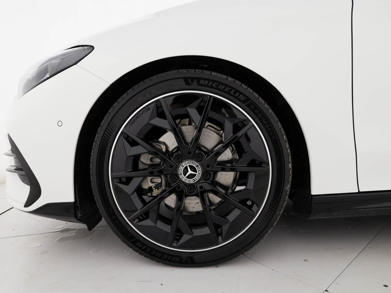 Mercedes CLA Coupè 180 amg line premium auto ibrido bianco