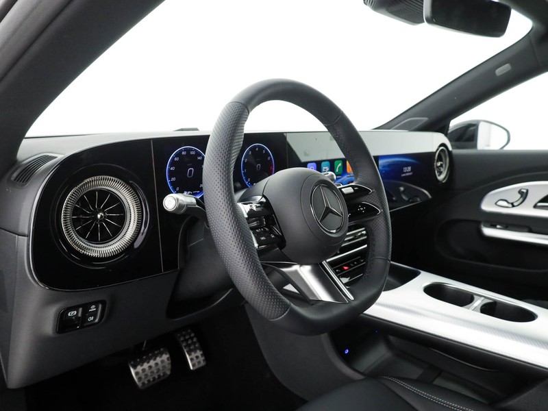 Mercedes CLA Coupè 180 amg line premium auto ibrido bianco