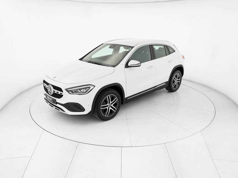 Mercedes GLA - foto 2