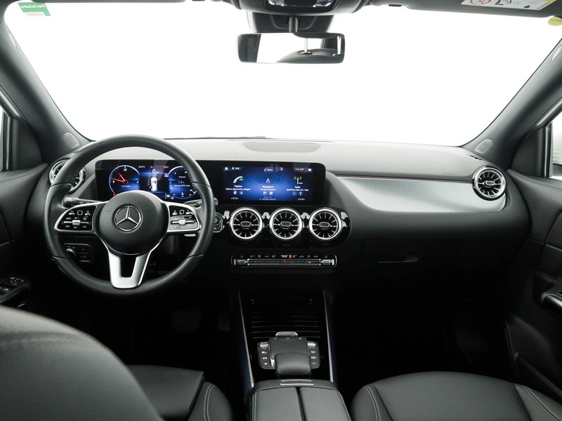 Mercedes GLA 200 d sport plus auto diesel bianco