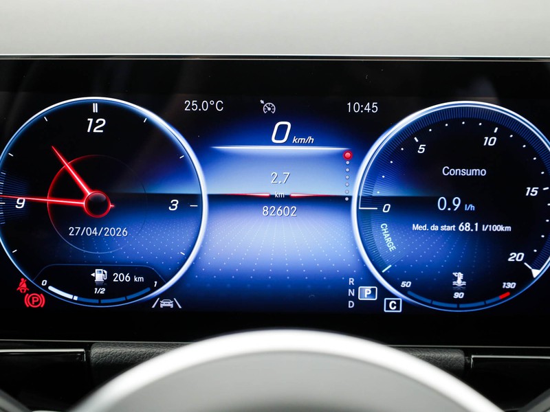 Mercedes GLA 200 d sport plus auto diesel bianco