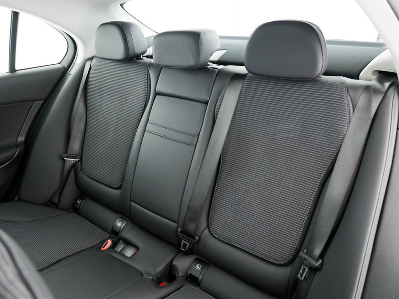 Mercedes Classe C Berlina 200 d mhev advanced auto ibrido bianco
