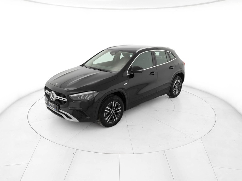 Mercedes GLA - foto 2