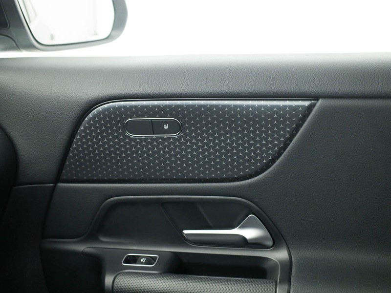 Mercedes GLA 250 e phev advanced auto ibrido nero
