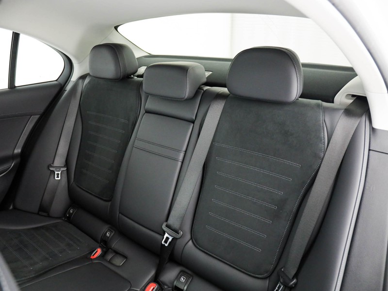Mercedes Classe C Berlina 220 d mhev premium 4matic auto ibrido argento