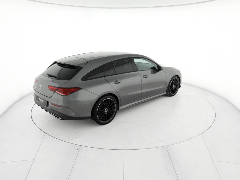 Mercedes CLA Shooting Brake  200 d premium auto diesel grigio