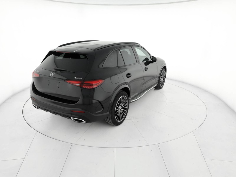 Mercedes GLC 220 d 4MATIC  nero