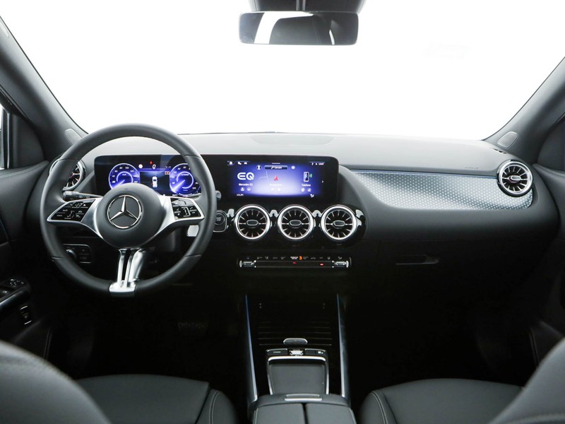 Mercedes EQA 250+  nero
