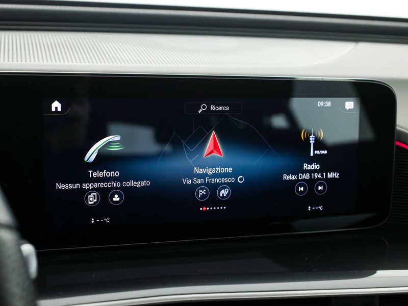Mercedes EQC 400 electric tech edition 4matic elettrica grigio