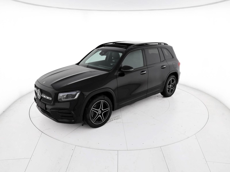Mercedes GLB - foto 2