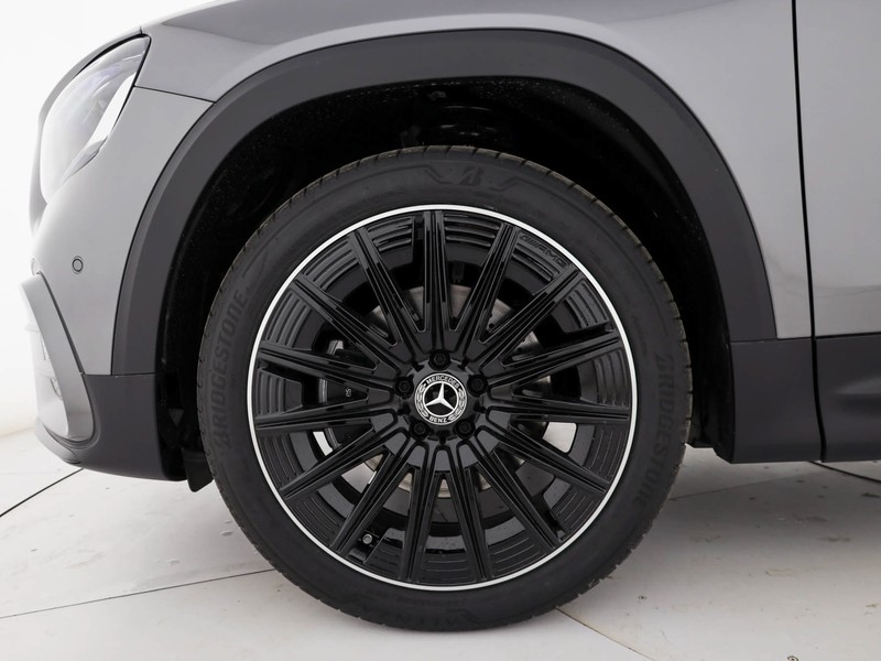 Mercedes GLB 200 d Automatic diesel grigio