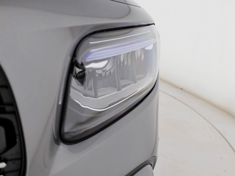 Mercedes GLB 200 d Automatic diesel grigio