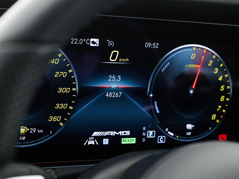 AMG GT-4 coupe 63 s e-performance premium plus 4matic+ auto ibrido bianco