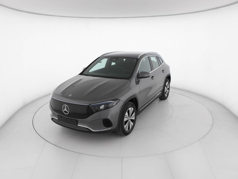 Mercedes EQA 250 +  grigio