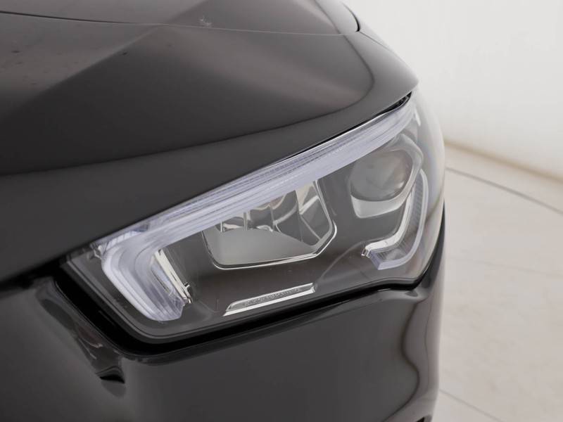 Mercedes CLA Coupè coupe 200 premium auto benzina nero