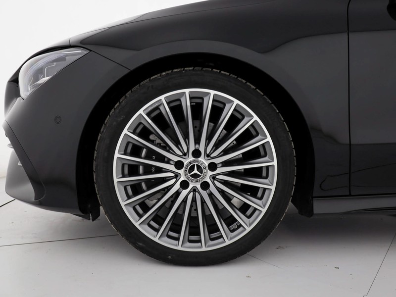 Mercedes CLA Shooting Brake  200 d amg line advanced plus auto diesel blu/azzurro