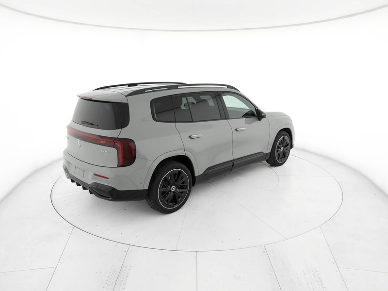Mercedes GLB - foto 4