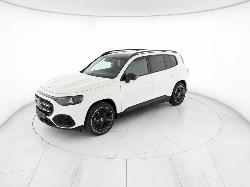 Mercedes GLB - foto 2