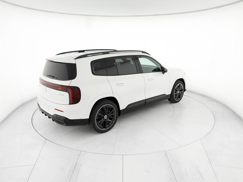 Mercedes GLB - foto 4