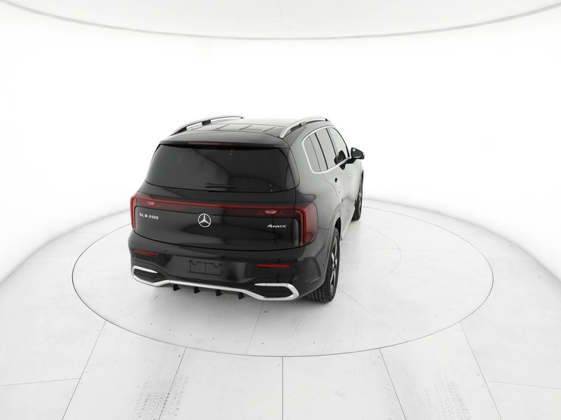 Mercedes GLB - foto 3