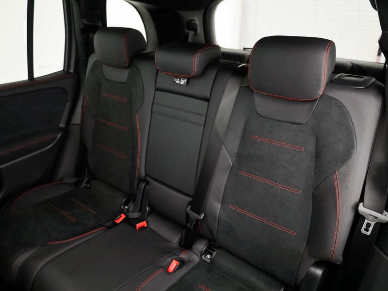 Mercedes GLB 180 d amg line advanced plus auto 7p.ti diesel bianco
