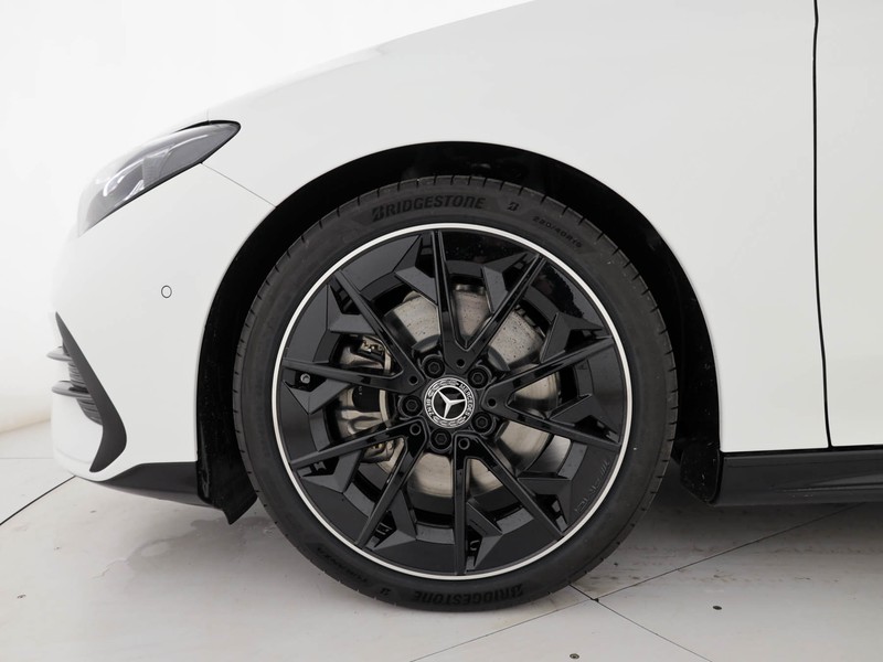 Mercedes CLA Coupè 200 amg line premium 4matic auto ibrido bianco