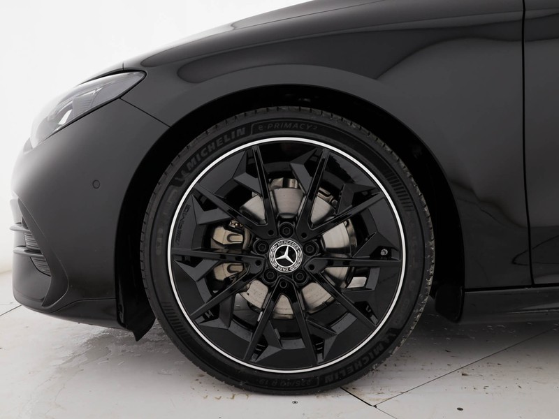 Mercedes CLA Coupè 180 amg line advanced plus auto ibrido nero