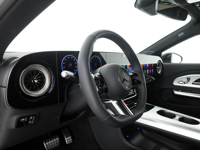 Mercedes CLA Coupè 200 amg line premium 4matic auto ibrido nero