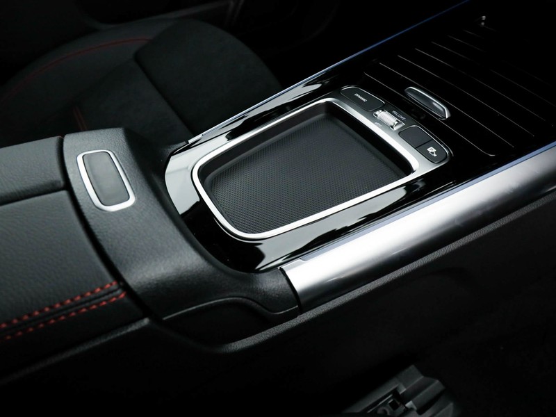 Mercedes EQA 300 amg line advanced 4matic elettrica nero