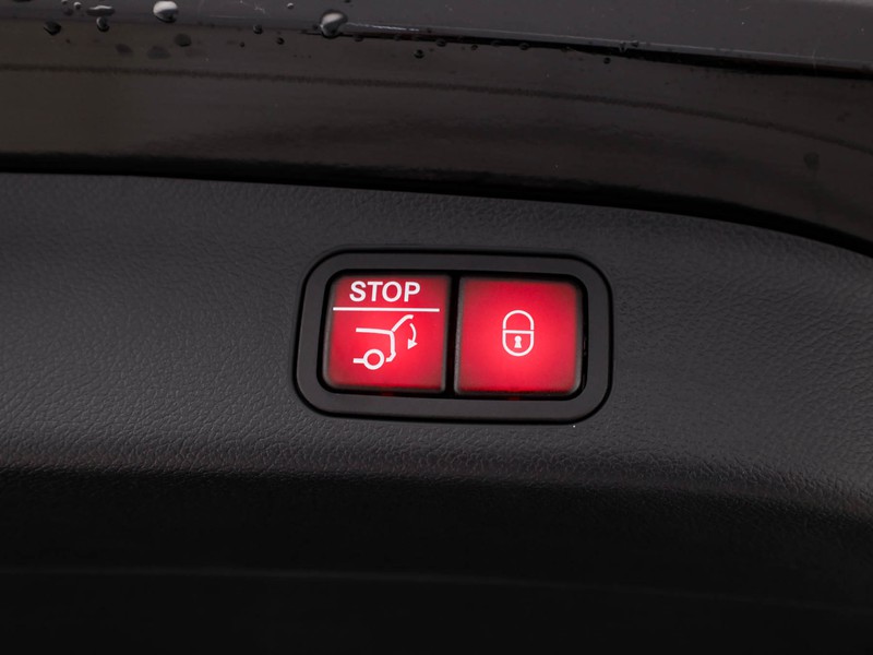Mercedes GLB 200 amg line advanced plus auto ibrido nero