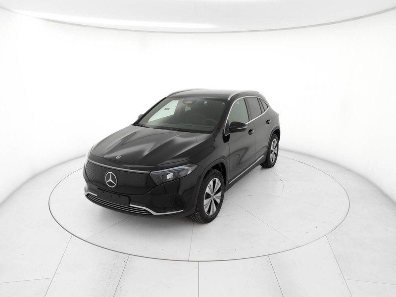 Mercedes EQA 300 progressive advanced 4matic elettrica nero