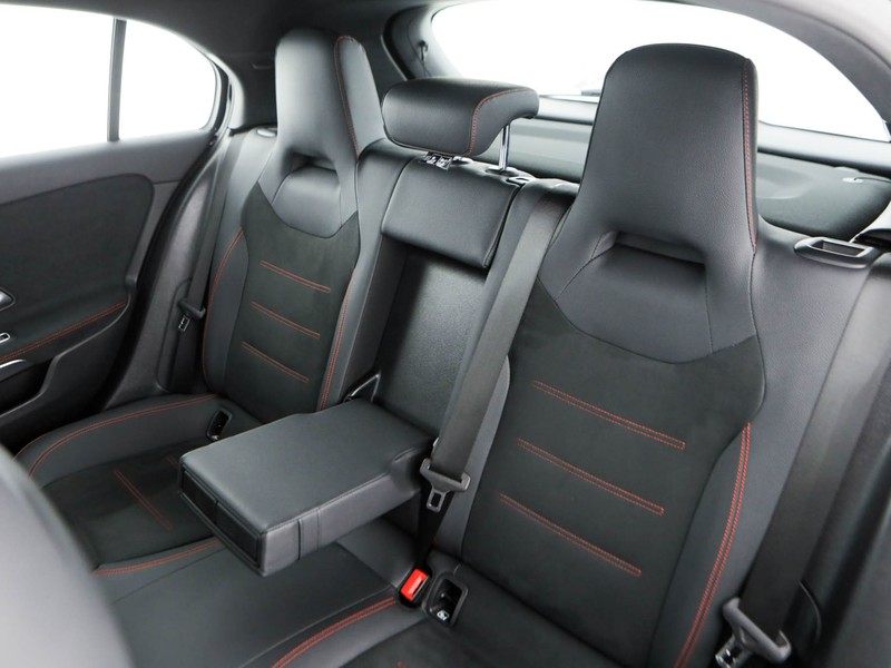 Mercedes Classe A 180 amg line advanced plus auto ibrido nero