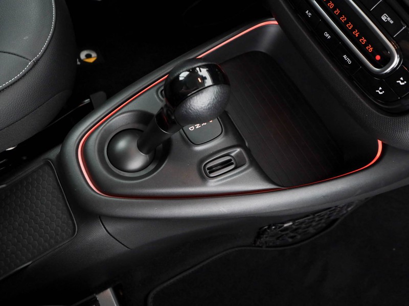 Smart Fortwo eq racingrey 22kw elettrica nero