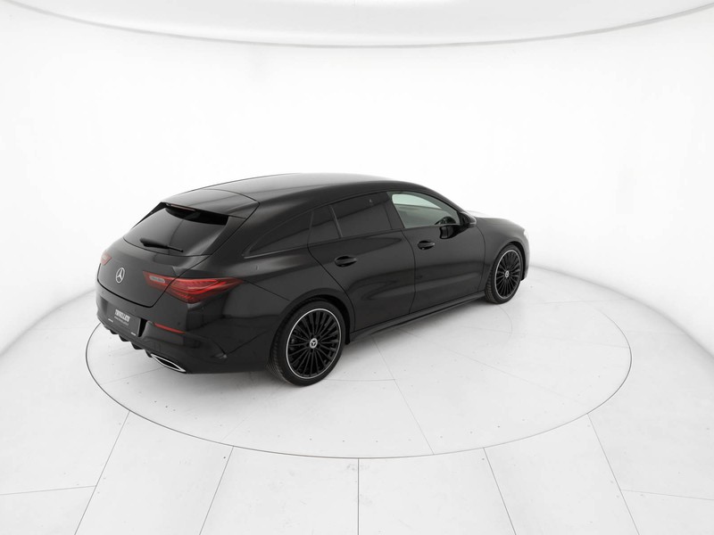 Mercedes CLA Shooting Brake  200 d amg line advanced plus auto diesel nero